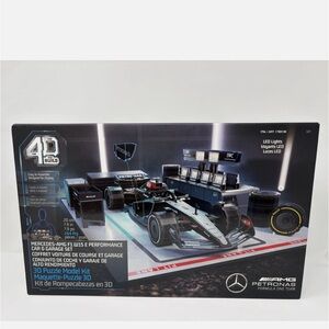 4D Build Mercedes AMG F1 W15 E Performance Car & Garage Set 3D puzzle model kit